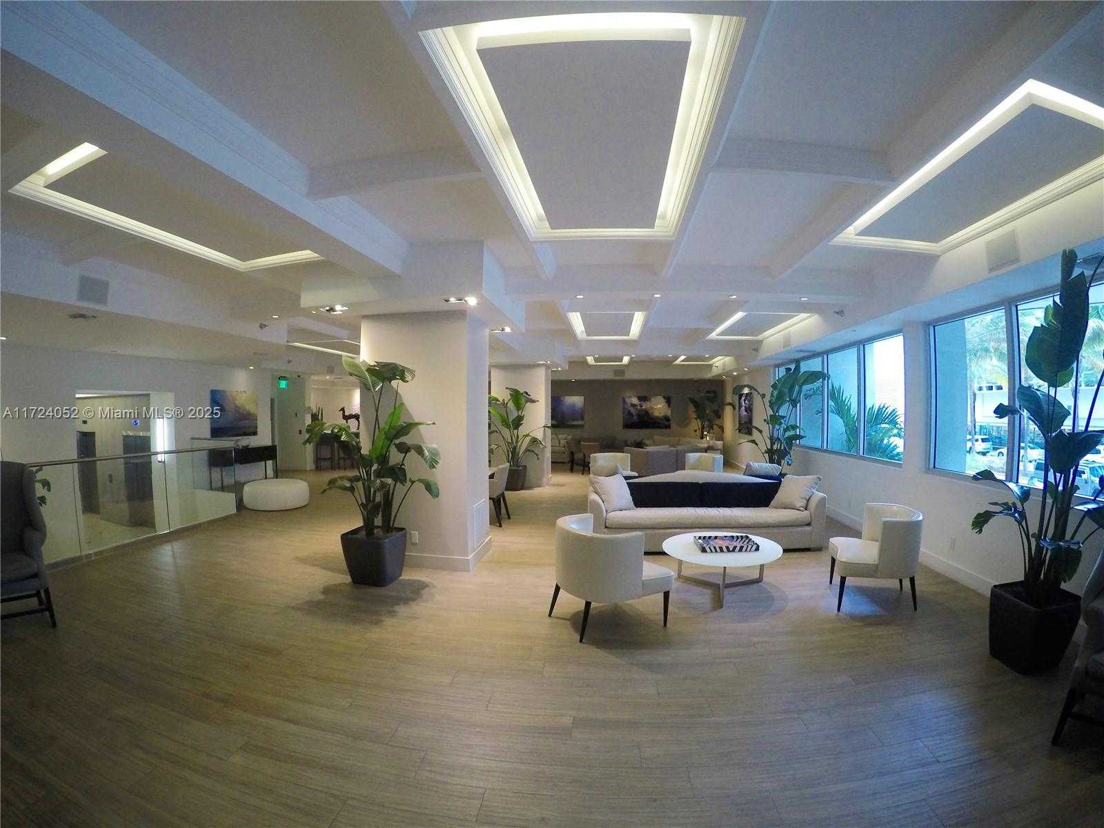 Small Image of 100 LINCOLN RD #602, Miami Beach Number 2