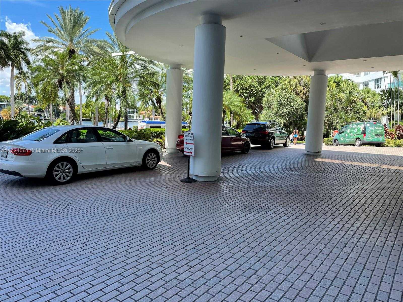 Small Image of 5151 COLLINS AVE #1722, Miami Beach Number 8