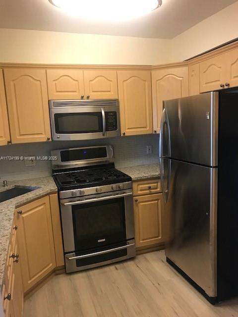 Small Image of 2030 SOUTH OCEAN DR #202, Hallandale Beach Number 15