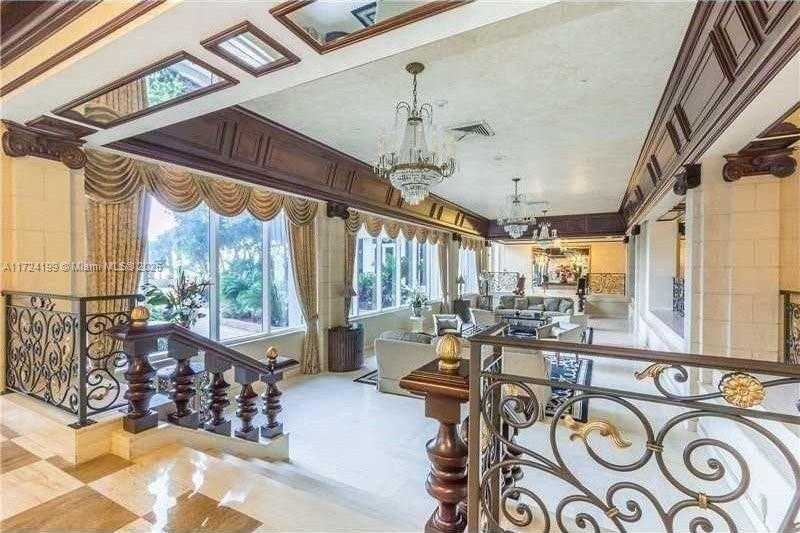Small Image of 2030 SOUTH OCEAN DR #202, Hallandale Beach Number 3