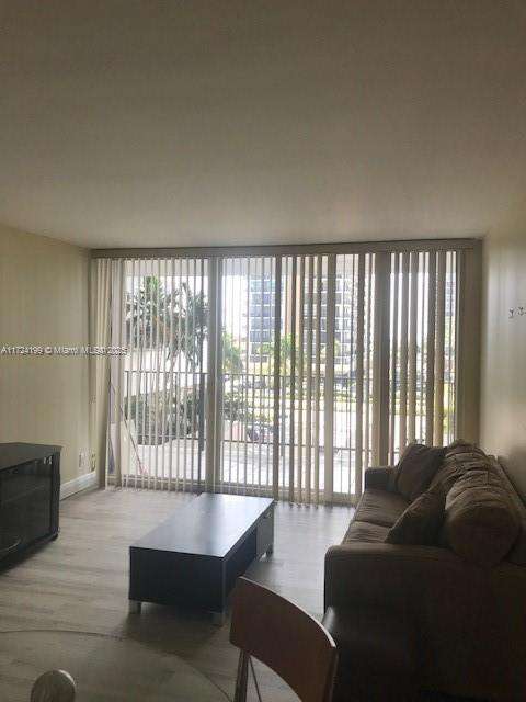Small Image of 2030 SOUTH OCEAN DR #202, Hallandale Beach Number 8