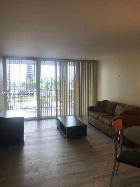 Small Image of 2030 SOUTH OCEAN DR #202, Hallandale Beach Number 9