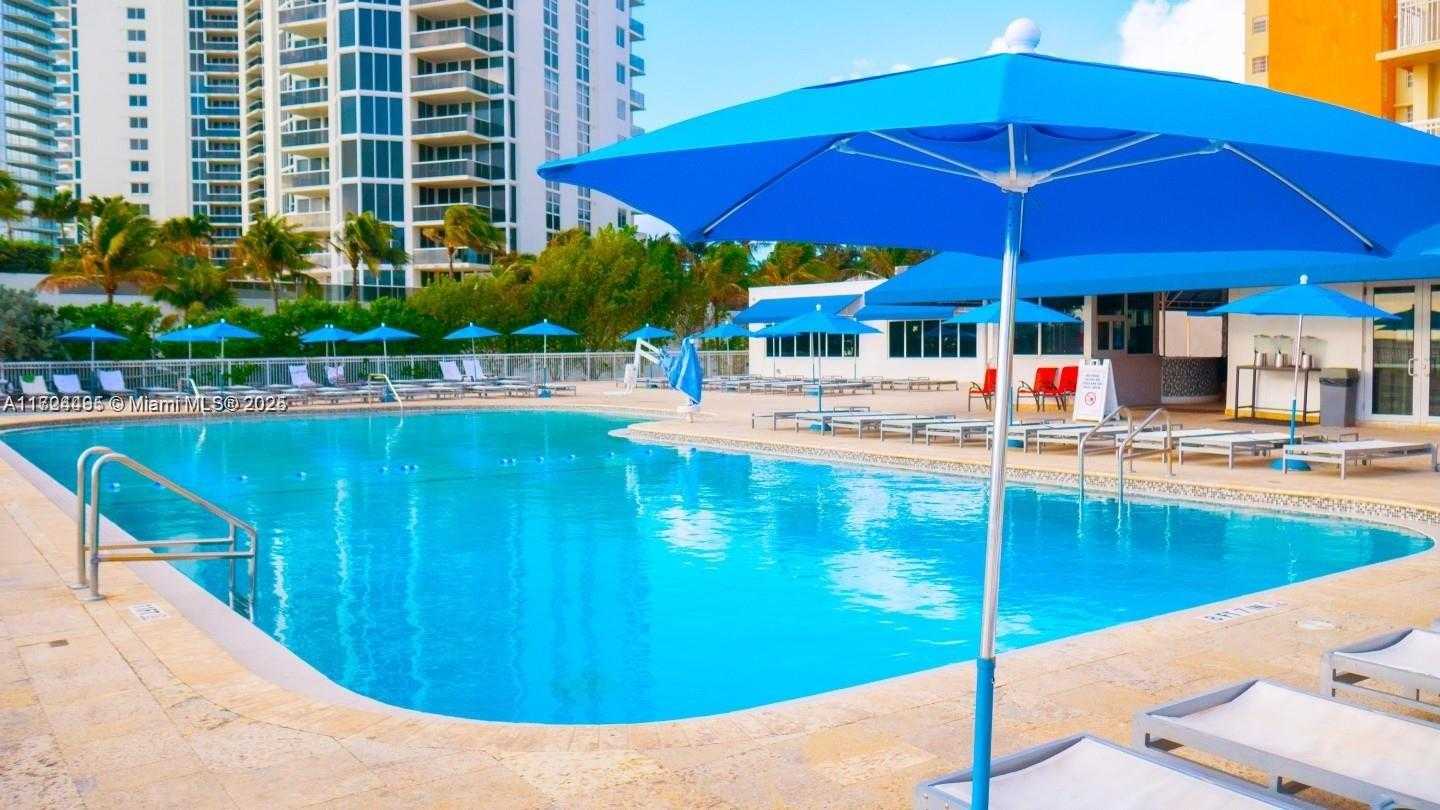 Small Image of 19201 Collins Ave, Sunny Isles Beach, FL 33160, USA Number 11