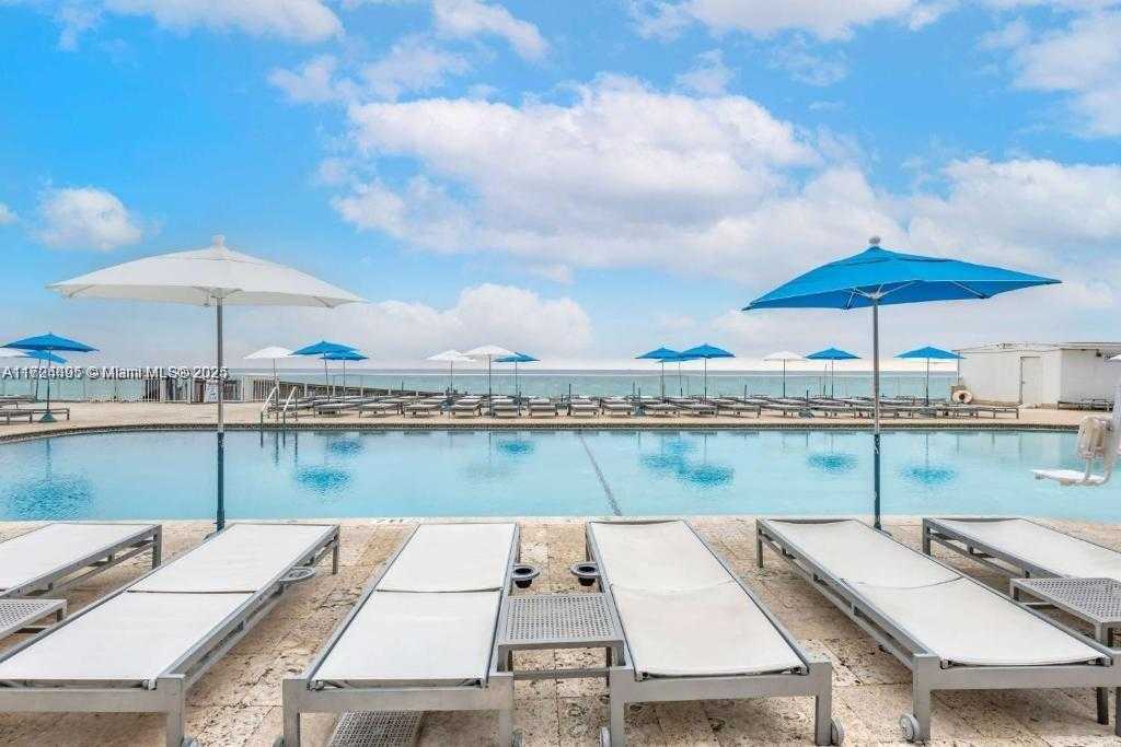 Small Image of 19201 Collins Ave, Sunny Isles Beach, FL 33160, USA Number 14
