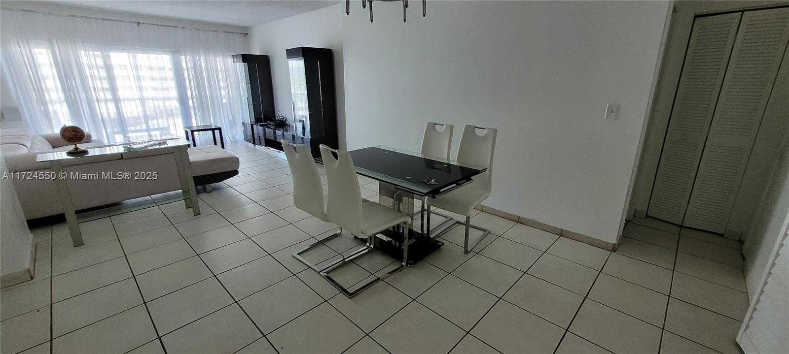 Small Image of 1980 SOUTH OCEAN DR #4D, Hallandale Beach Number 3