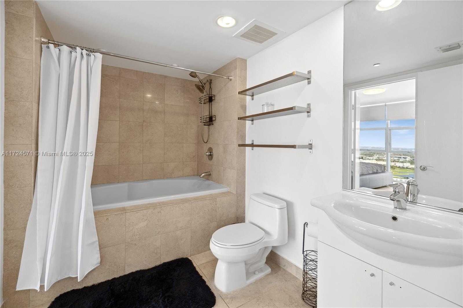 Small Image of 1830 SOUTH OCEAN DR #4907, Hallandale Beach Number 13
