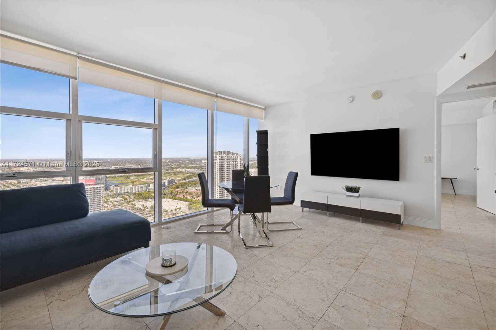 Small Image of 1830 SOUTH OCEAN DR #4907, Hallandale Beach Number 3