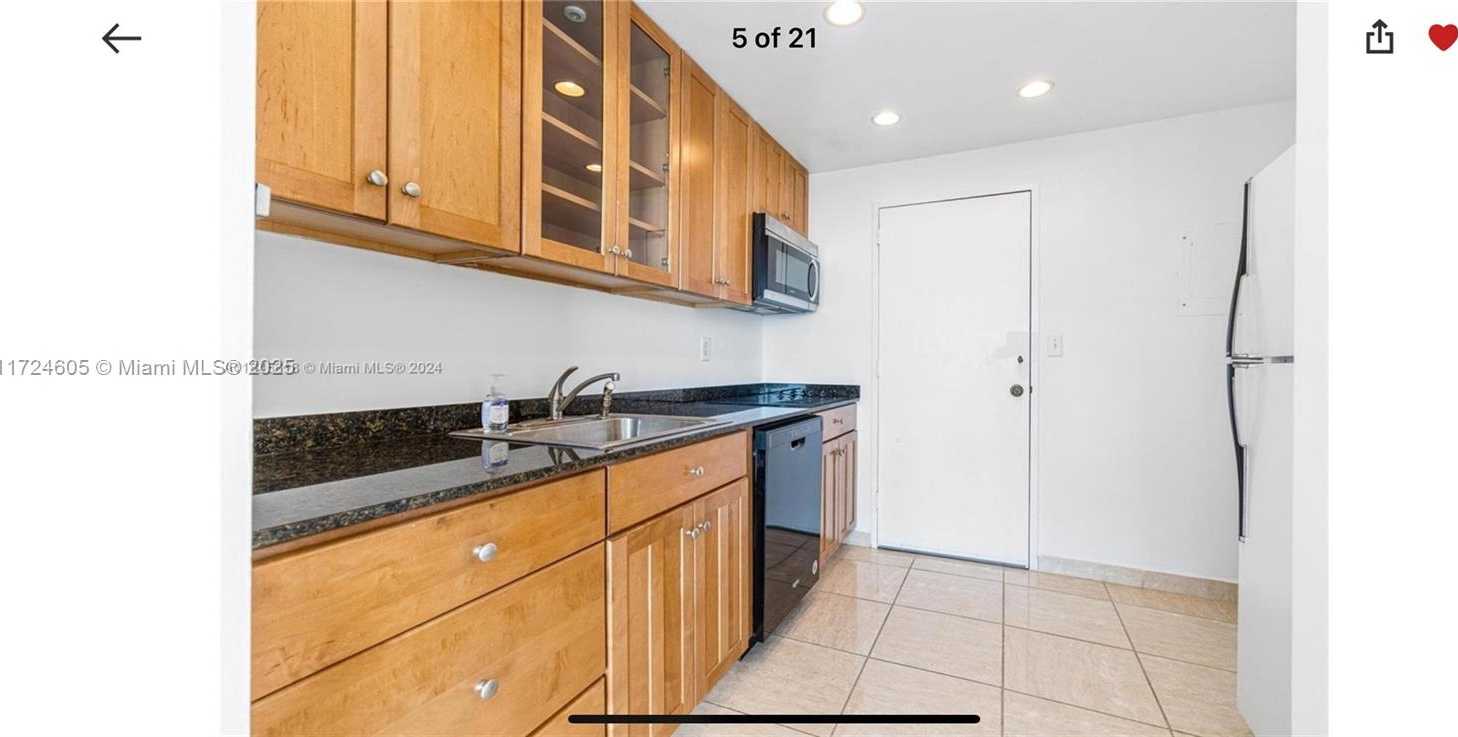 Small Image of 9800 WEST BAY HARBOR DR #605, Bay Harbor Islands Number 8