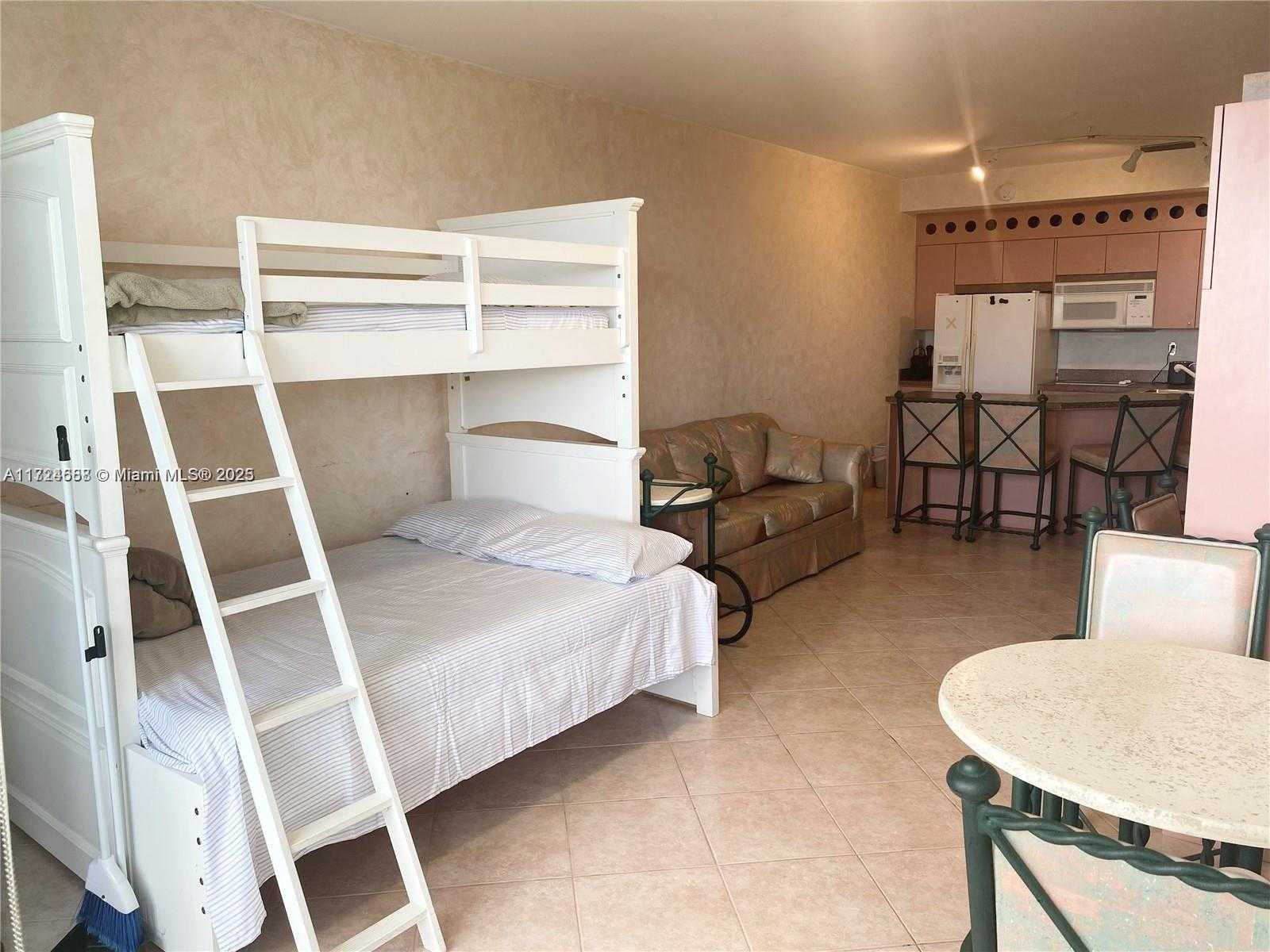 Small Image of 16711 #BC-7, Sunny Isles Beach Number 3