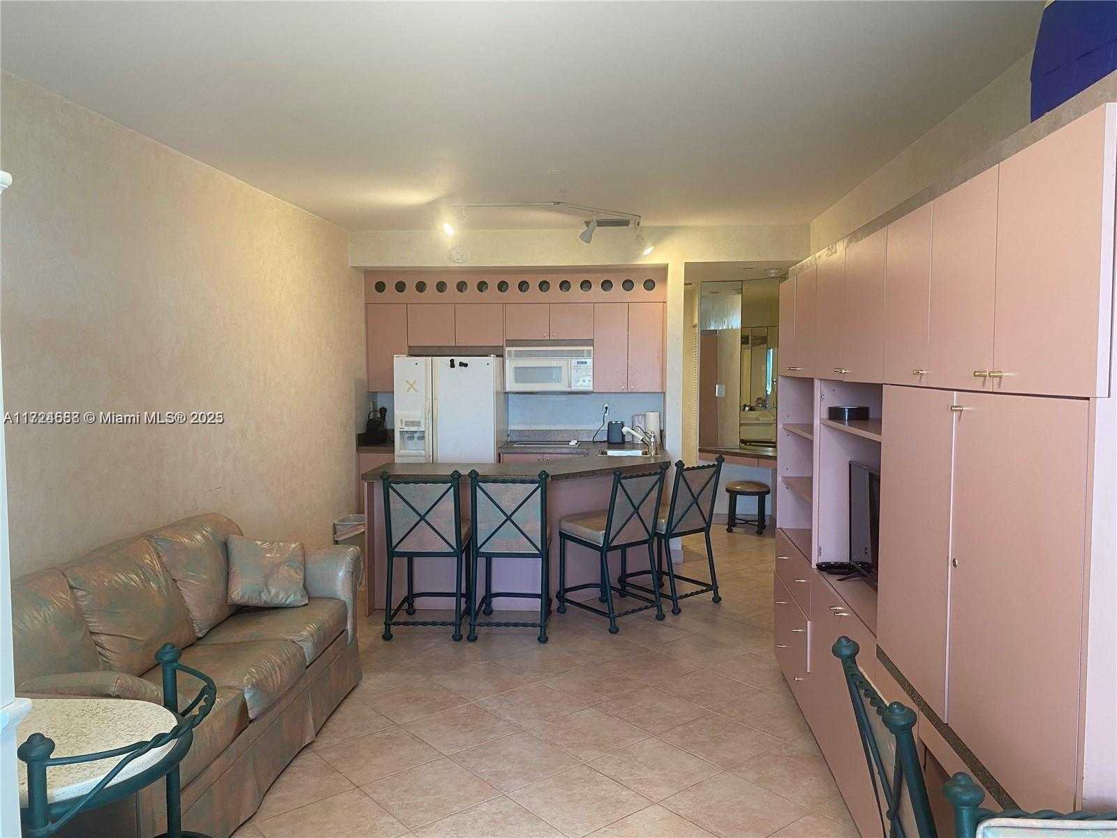 Small Image of 16711 #BC-7, Sunny Isles Beach Number 4