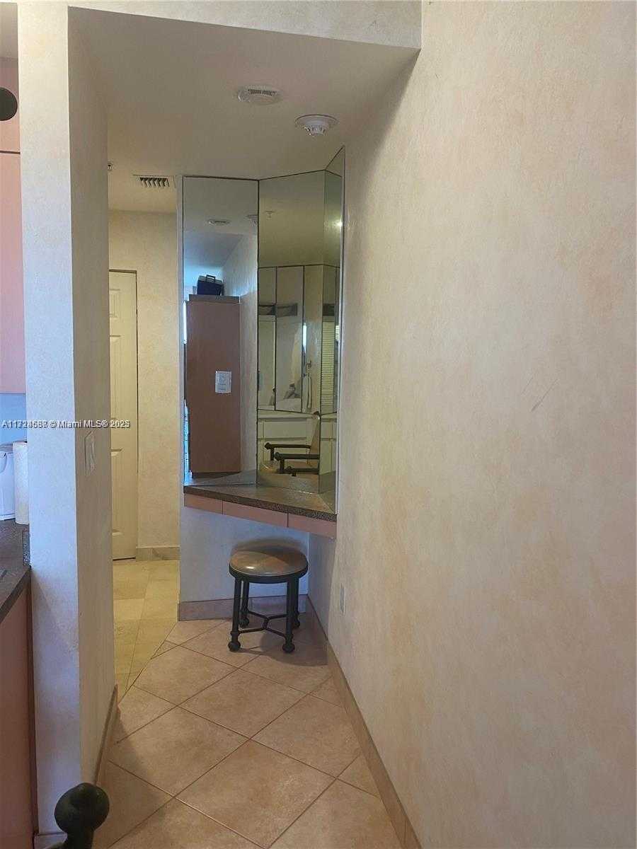 Small Image of 16711 #BC-7, Sunny Isles Beach Number 6