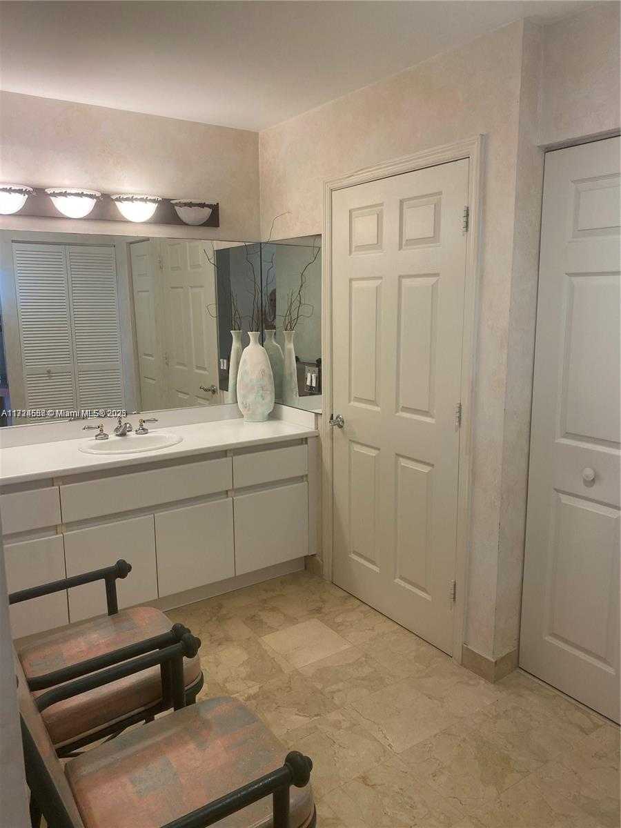 Small Image of 16711 #BC-7, Sunny Isles Beach Number 7