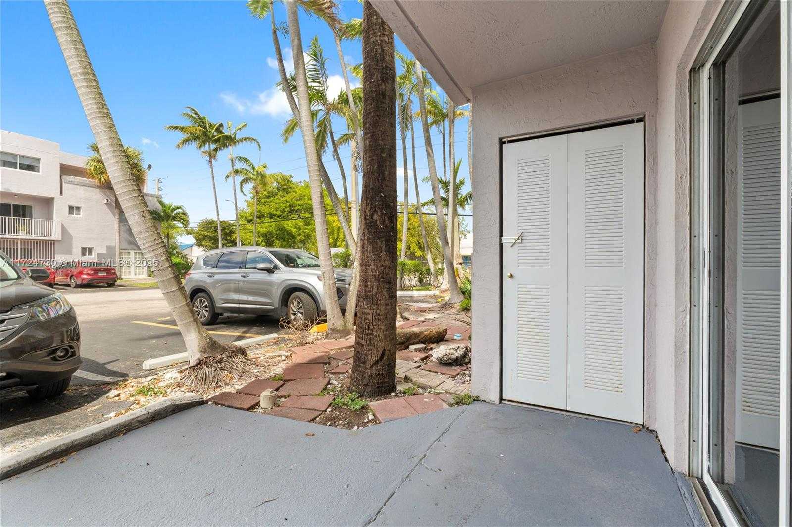 Small Image of 2660 WEST 76TH ST #106, Hialeah Number 10
