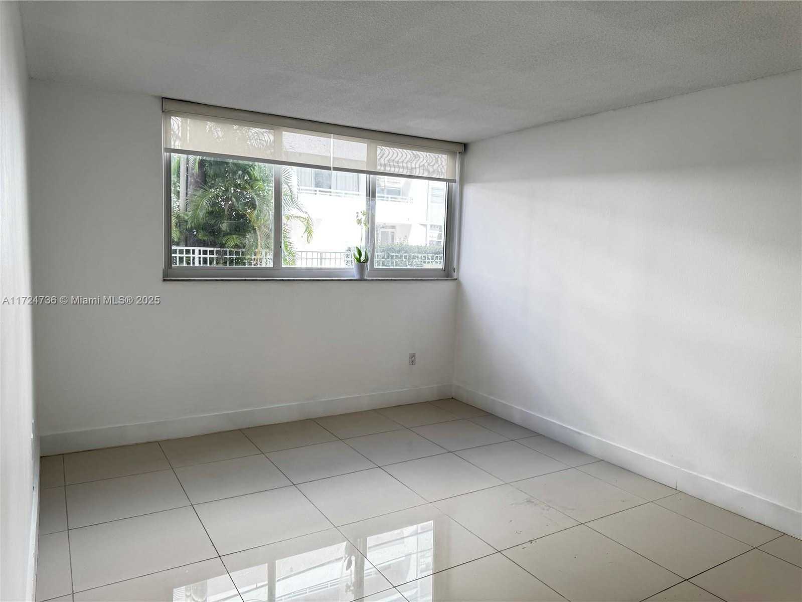 Small Image of 1075 93RD ST #105, Bay Harbor Islands Number 10