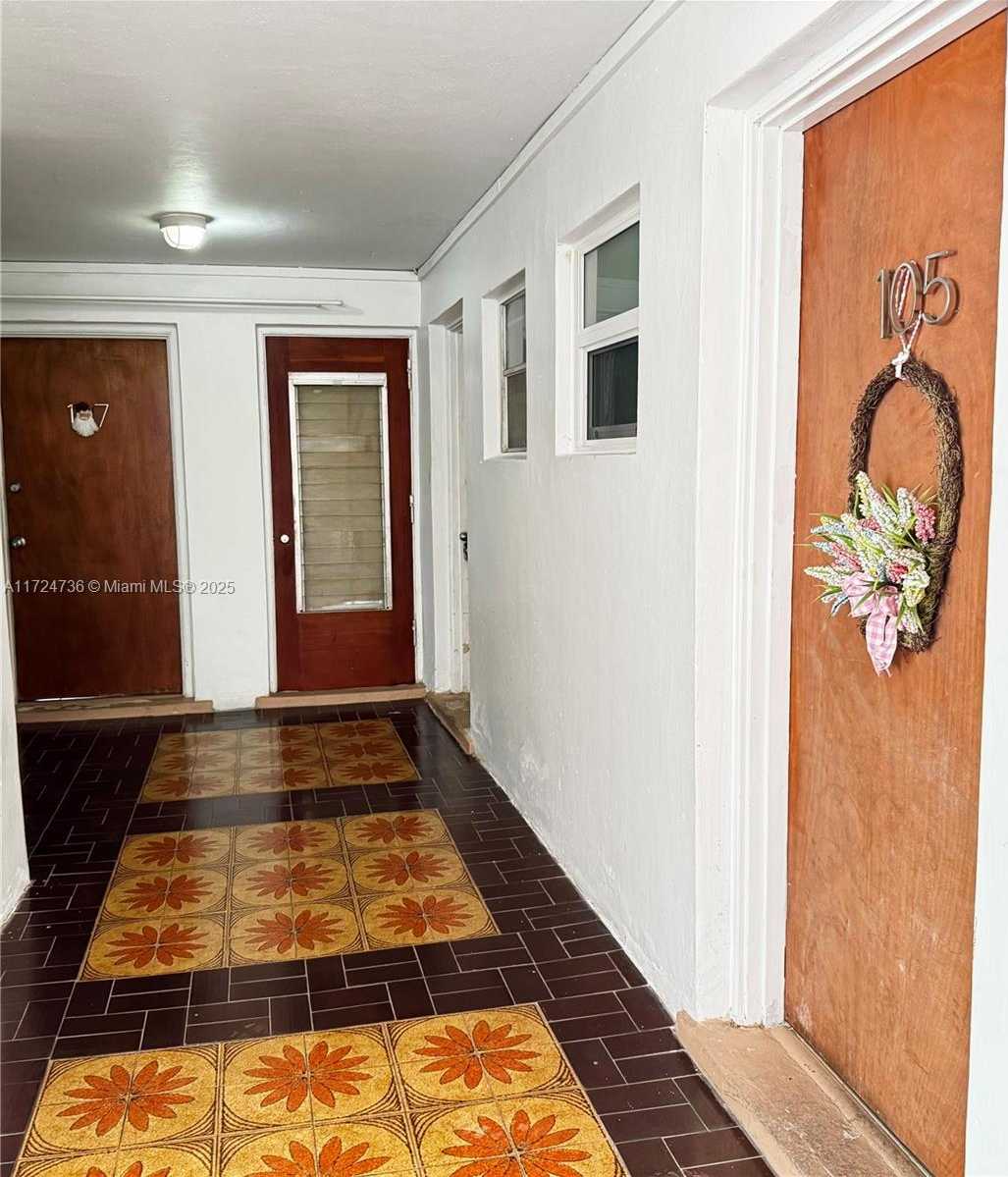 Small Image of 1075 93RD ST #105, Bay Harbor Islands Number 14
