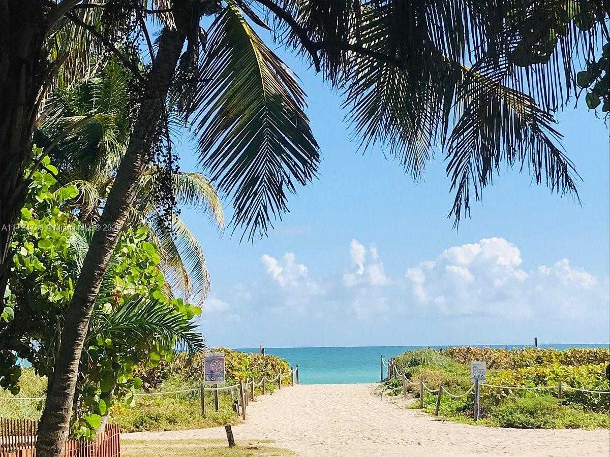 Small Image of 1075 93RD ST #105, Bay Harbor Islands Number 25