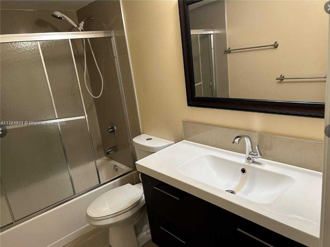 Small Image of 319 NORTH EAST 14TH AVE #707, Hallandale Beach Number 12
