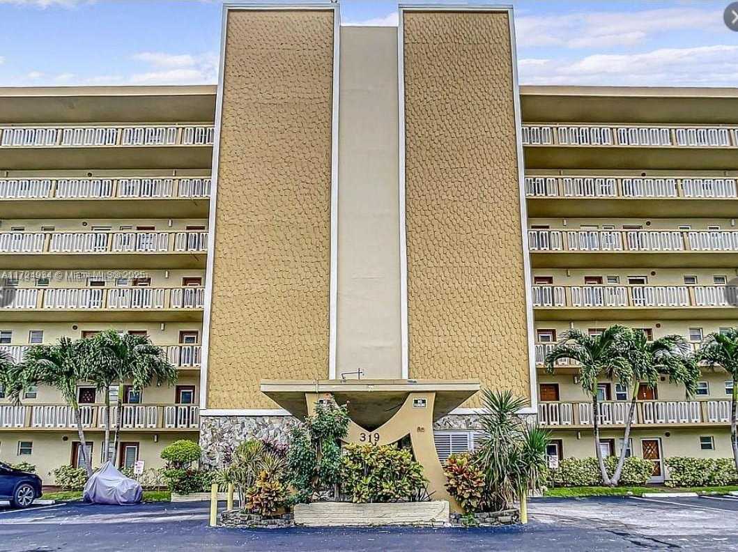 Small Image of 319 NORTH EAST 14TH AVE #707, Hallandale Beach Number 14