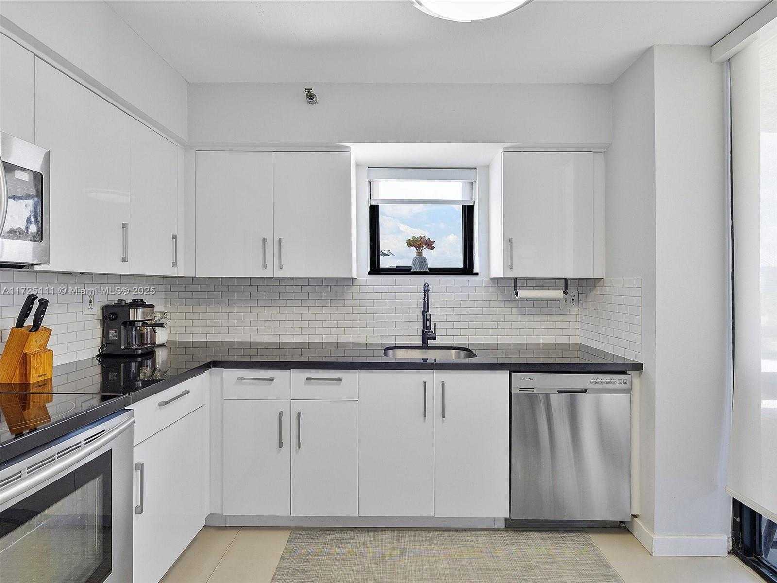Small Image of 3300 NORTH EAST 191ST ST #701, Aventura Number 17