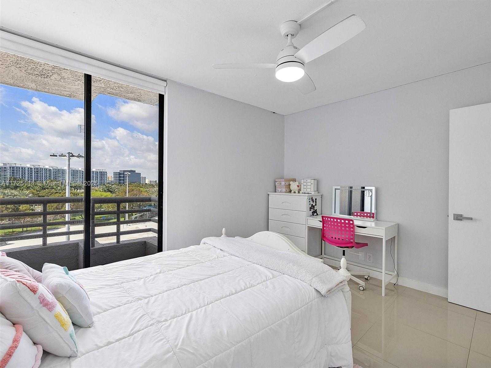 Small Image of 3300 NORTH EAST 191ST ST #701, Aventura Number 30