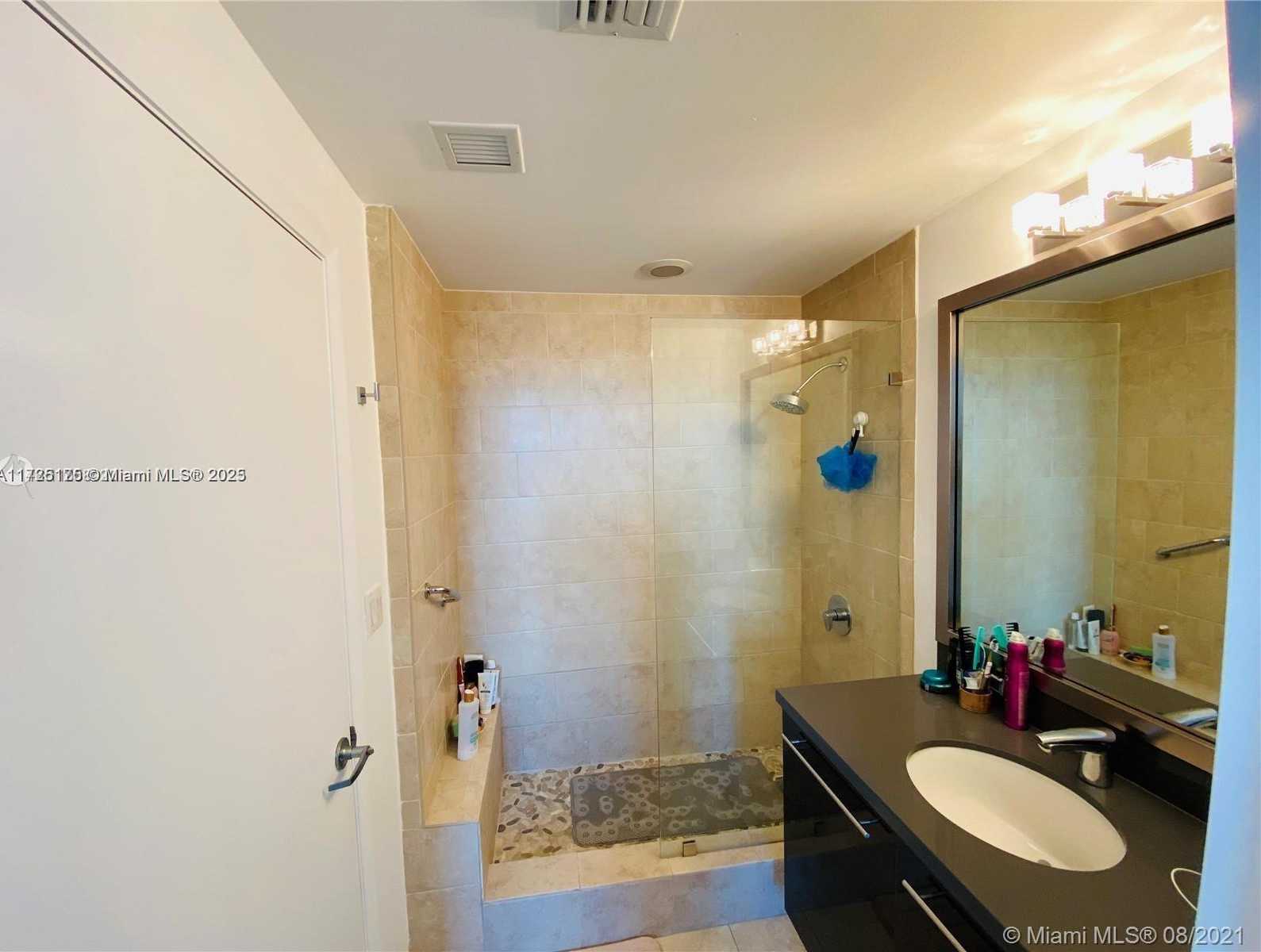 Small Image of 90 SOUTH WEST 3RD ST #2807, Miami Number 14