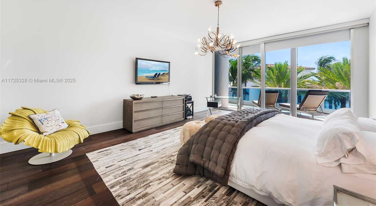 Small Image of 5959 COLLINS AVE #606, Miami Beach Number 10