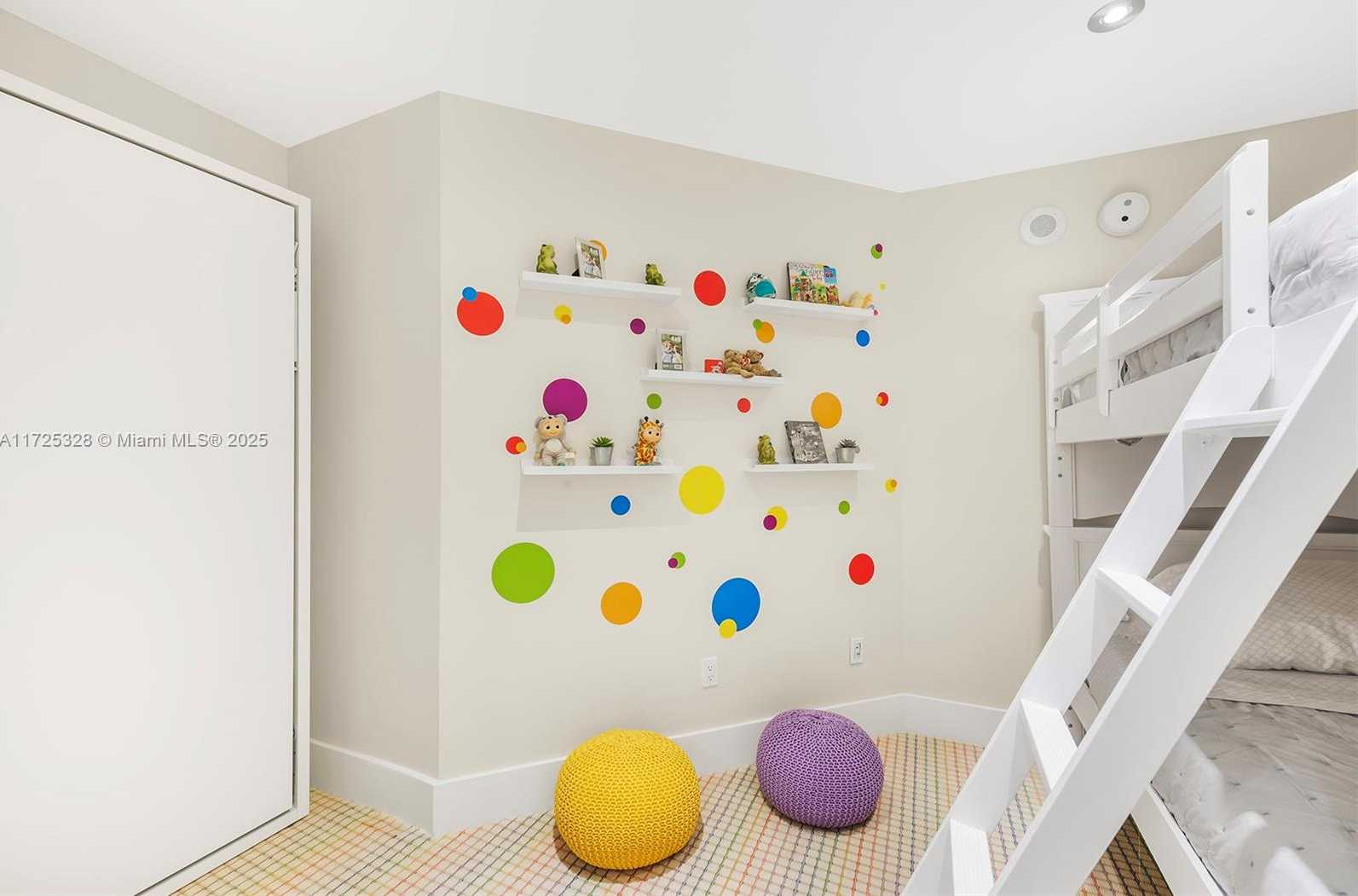 Small Image of 5959 COLLINS AVE #606, Miami Beach Number 21