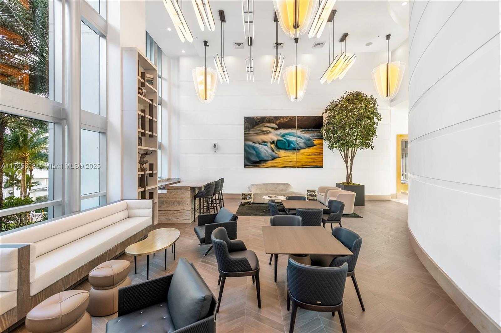 Small Image of 5959 COLLINS AVE #606, Miami Beach Number 27