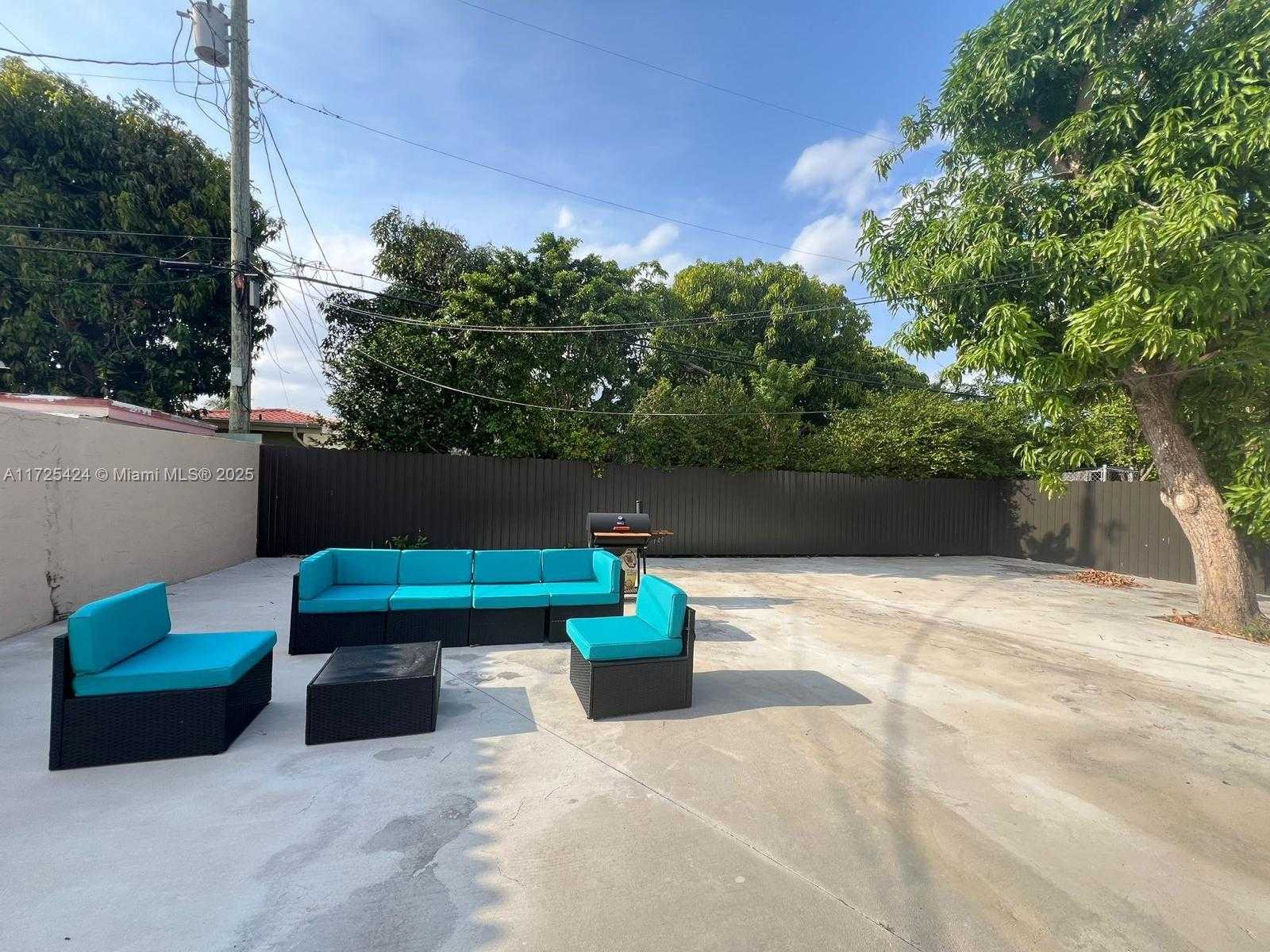 Small Image of 945 79TH TER #1, Miami Beach Number 21
