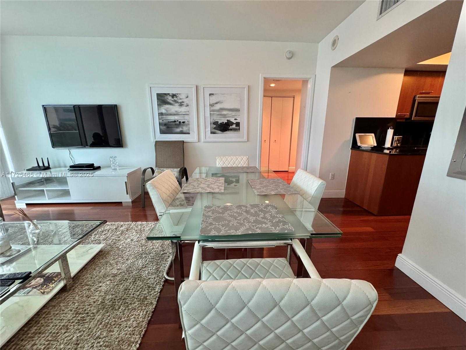 Small Image of 1331 BRICKELL BAY DR #406, Miami Number 4