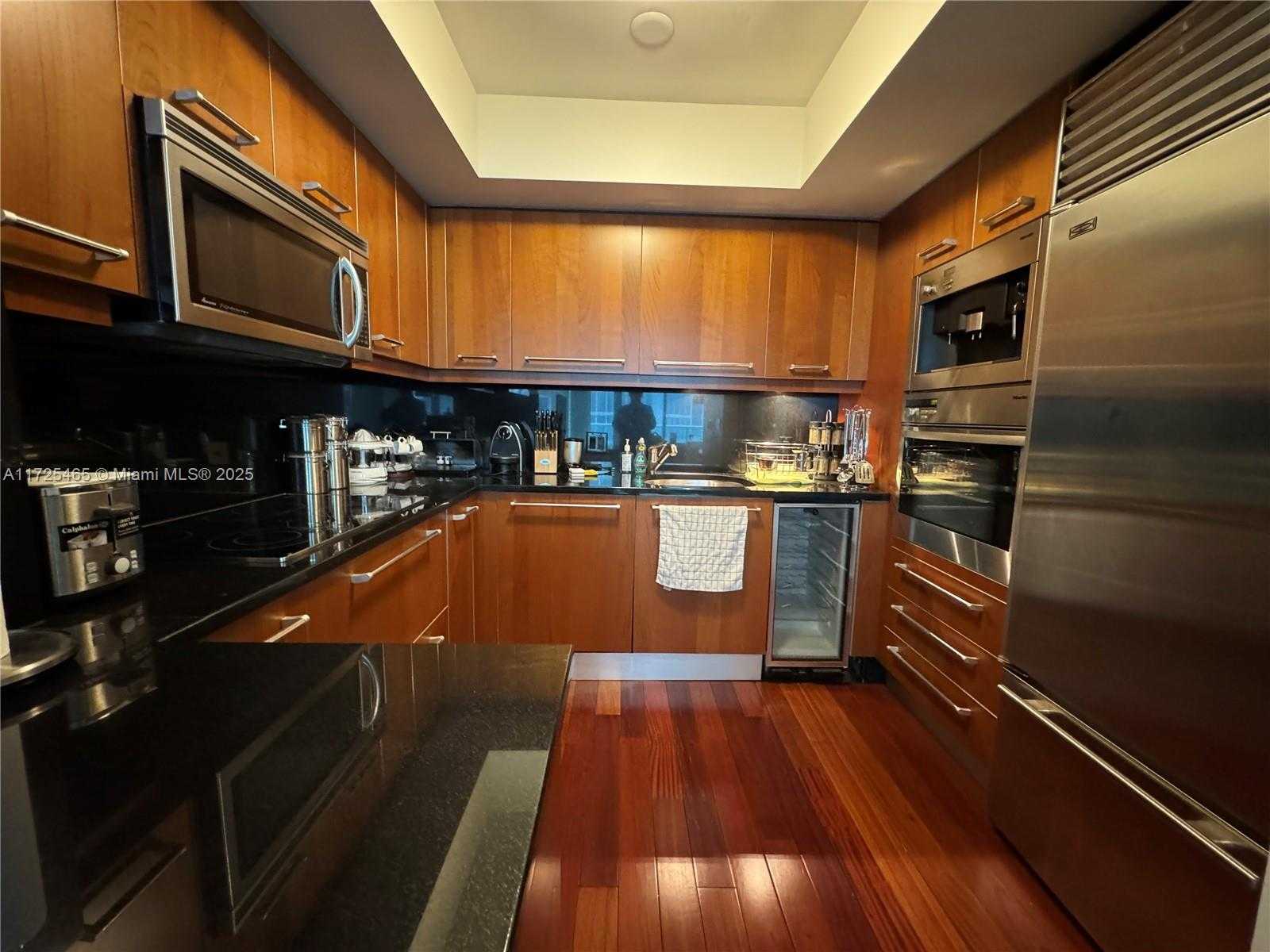 Small Image of 1331 BRICKELL BAY DR #406, Miami Number 5