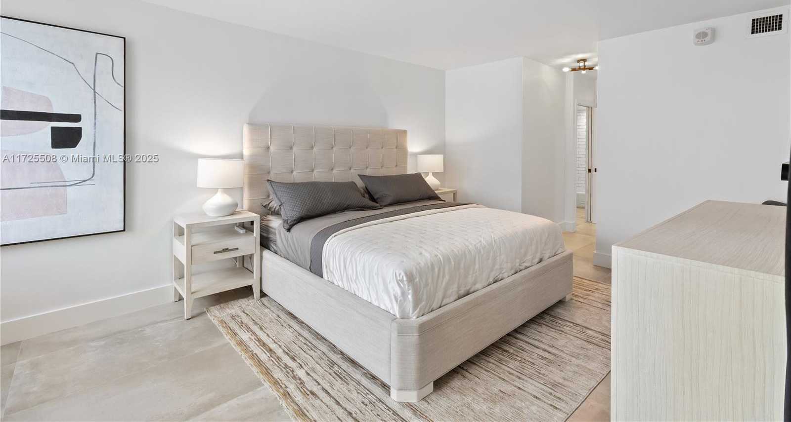 Small Image of 100 LINCOLN RD #1033, Miami Beach Number 16