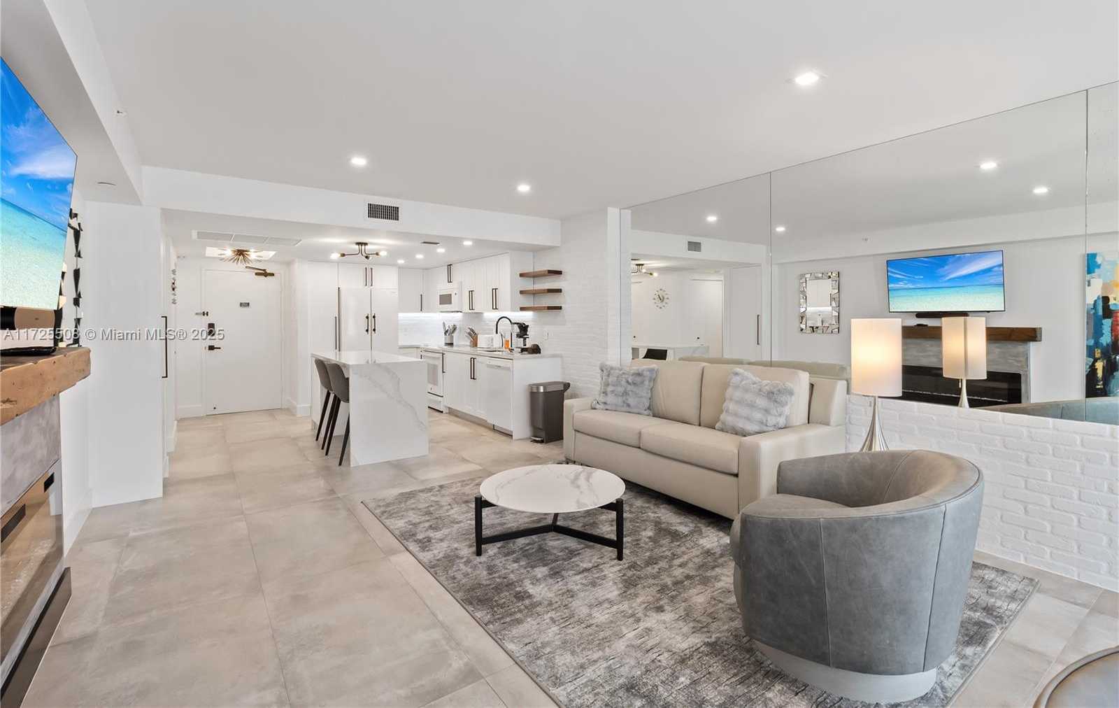 Small Image of 100 LINCOLN RD #1033, Miami Beach Number 4