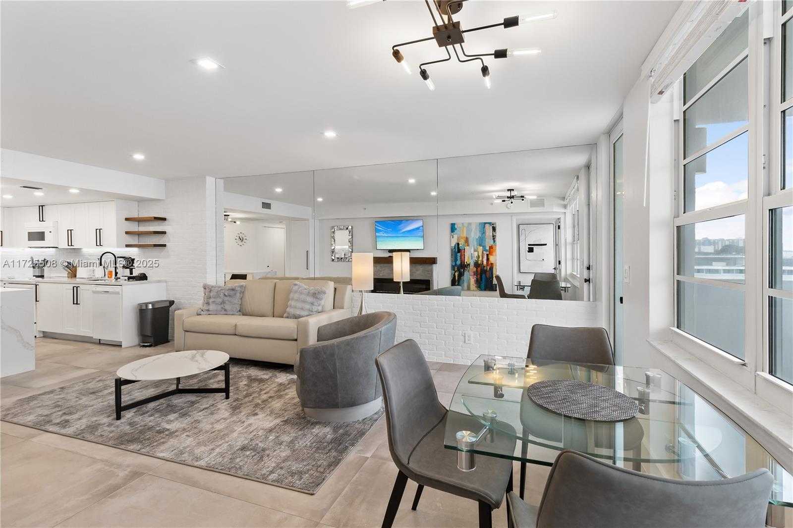 Small Image of 100 LINCOLN RD #1033, Miami Beach Number 6