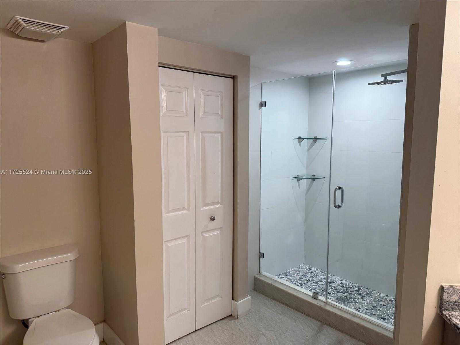 Small Image of 17150 NORTH BAY RD #2102, Sunny Isles Beach Number 14