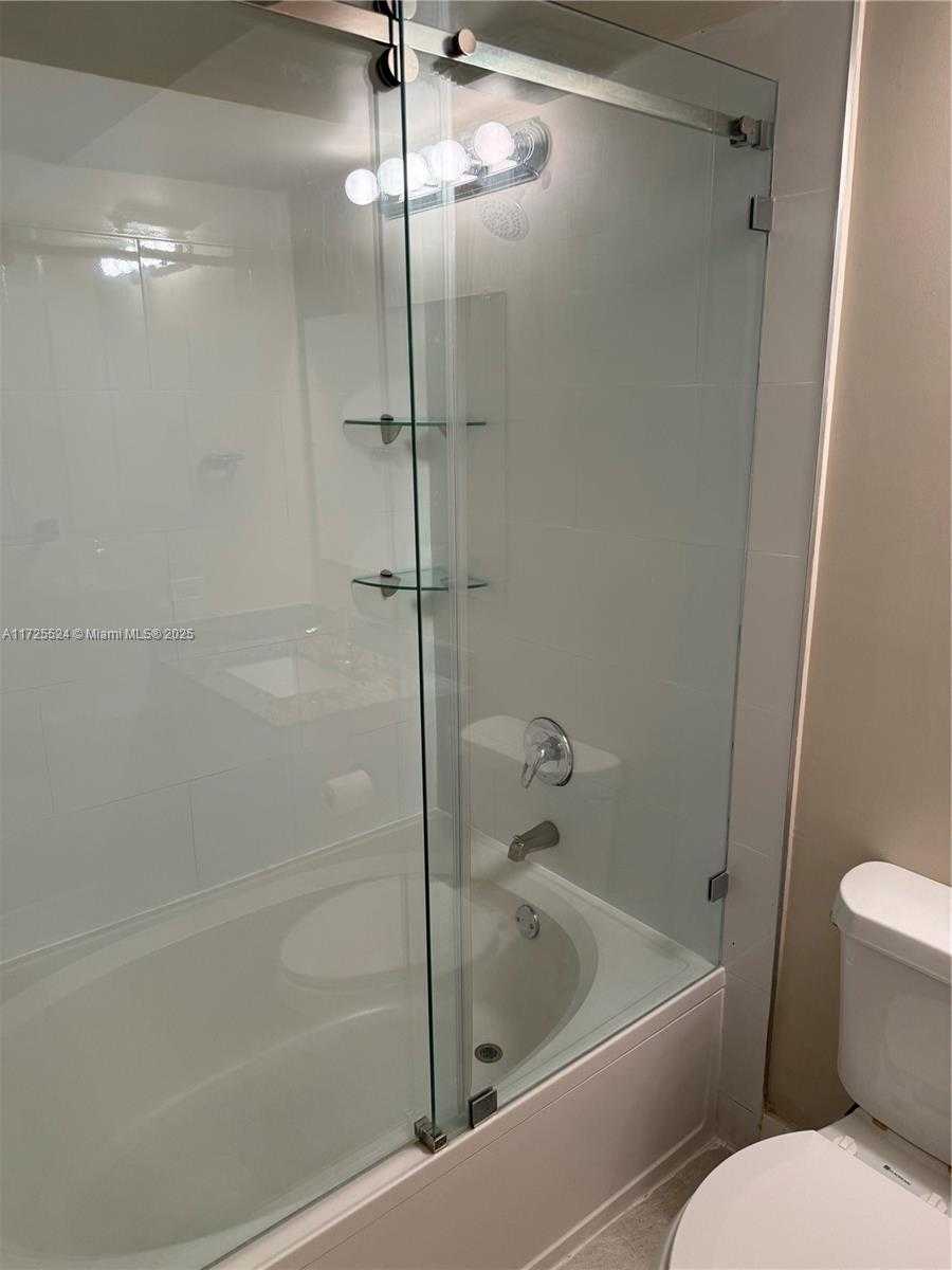Small Image of 17150 NORTH BAY RD #2102, Sunny Isles Beach Number 17
