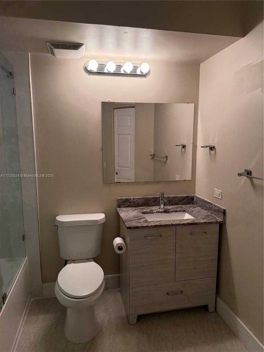 Small Image of 17150 NORTH BAY RD #2102, Sunny Isles Beach Number 18