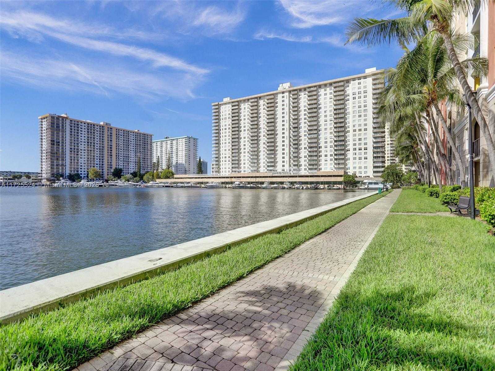 Small Image of 17150 NORTH BAY RD #2102, Sunny Isles Beach Number 23