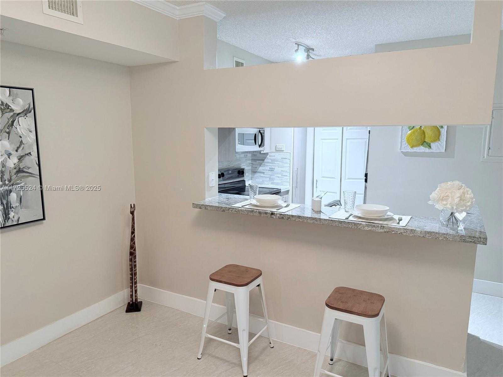 Small Image of 17150 NORTH BAY RD #2102, Sunny Isles Beach Number 5