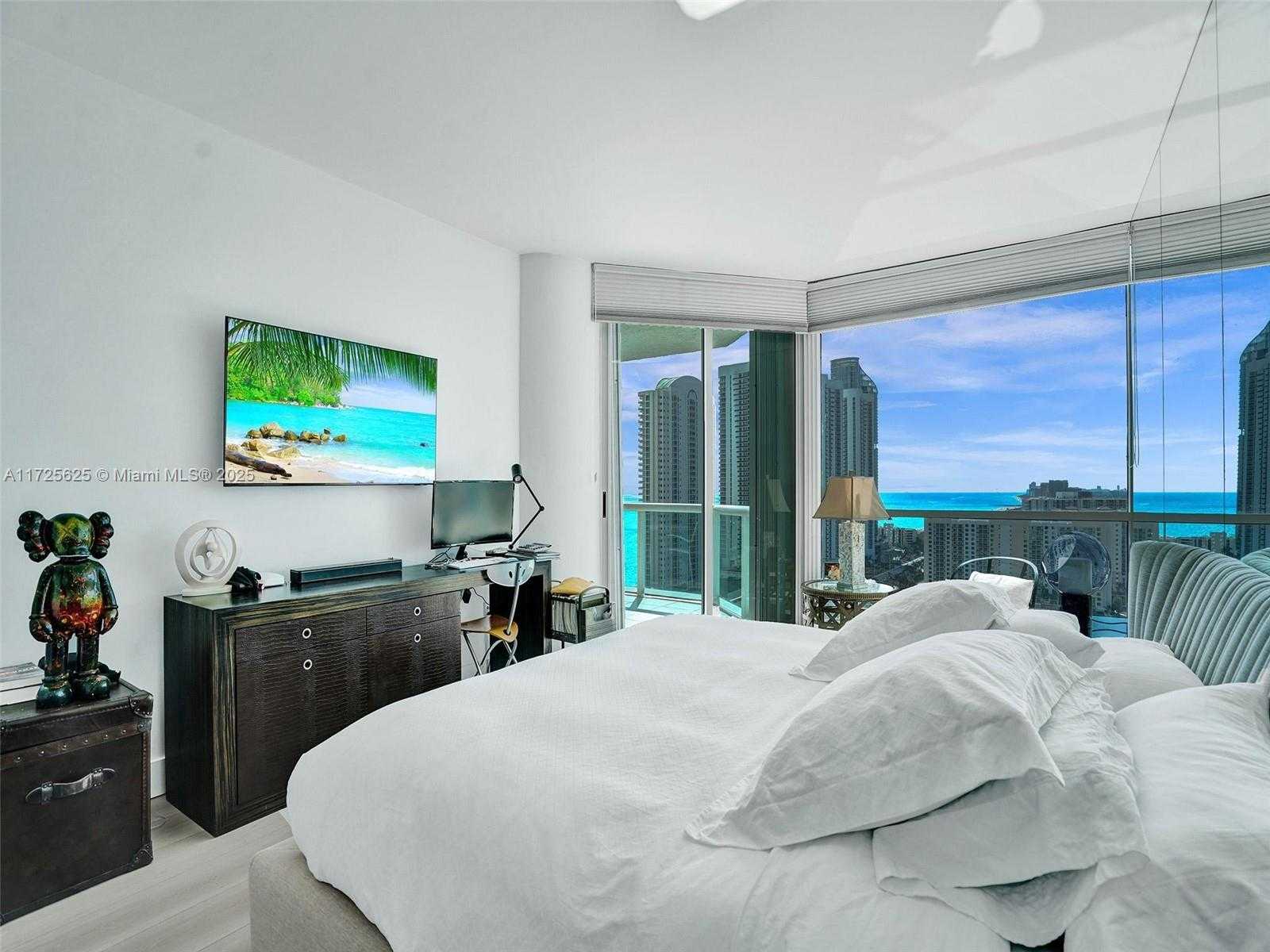 Small Image of 16400 COLLINS AVE #2543, Sunny Isles Beach Number 12