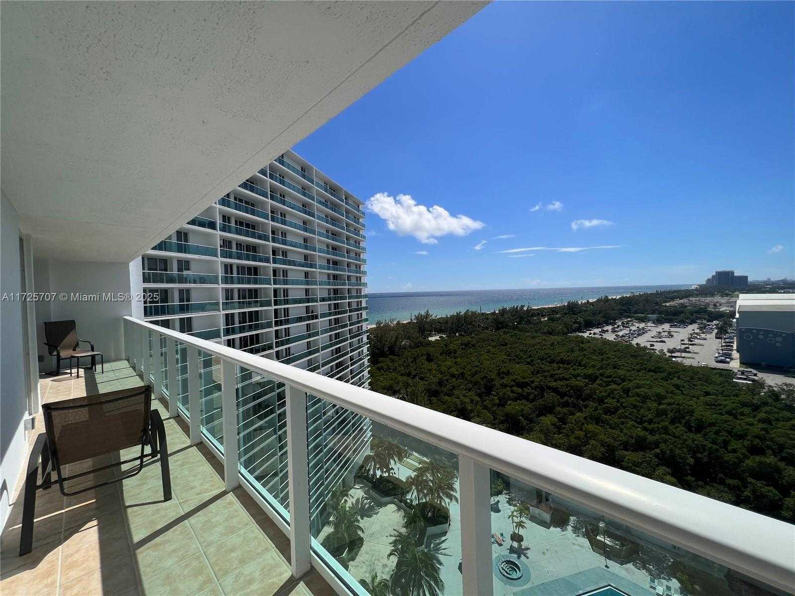 Small Image of 100 BAYVIEW DR #1524, Sunny Isles Beach Number 4