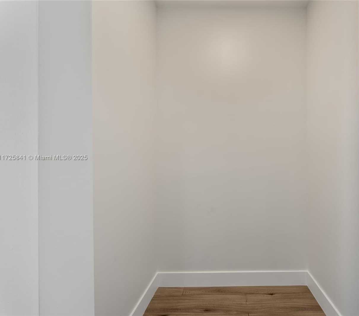 Small Image of 18071 SOUTH WEST 176 ST, Miami Number 18