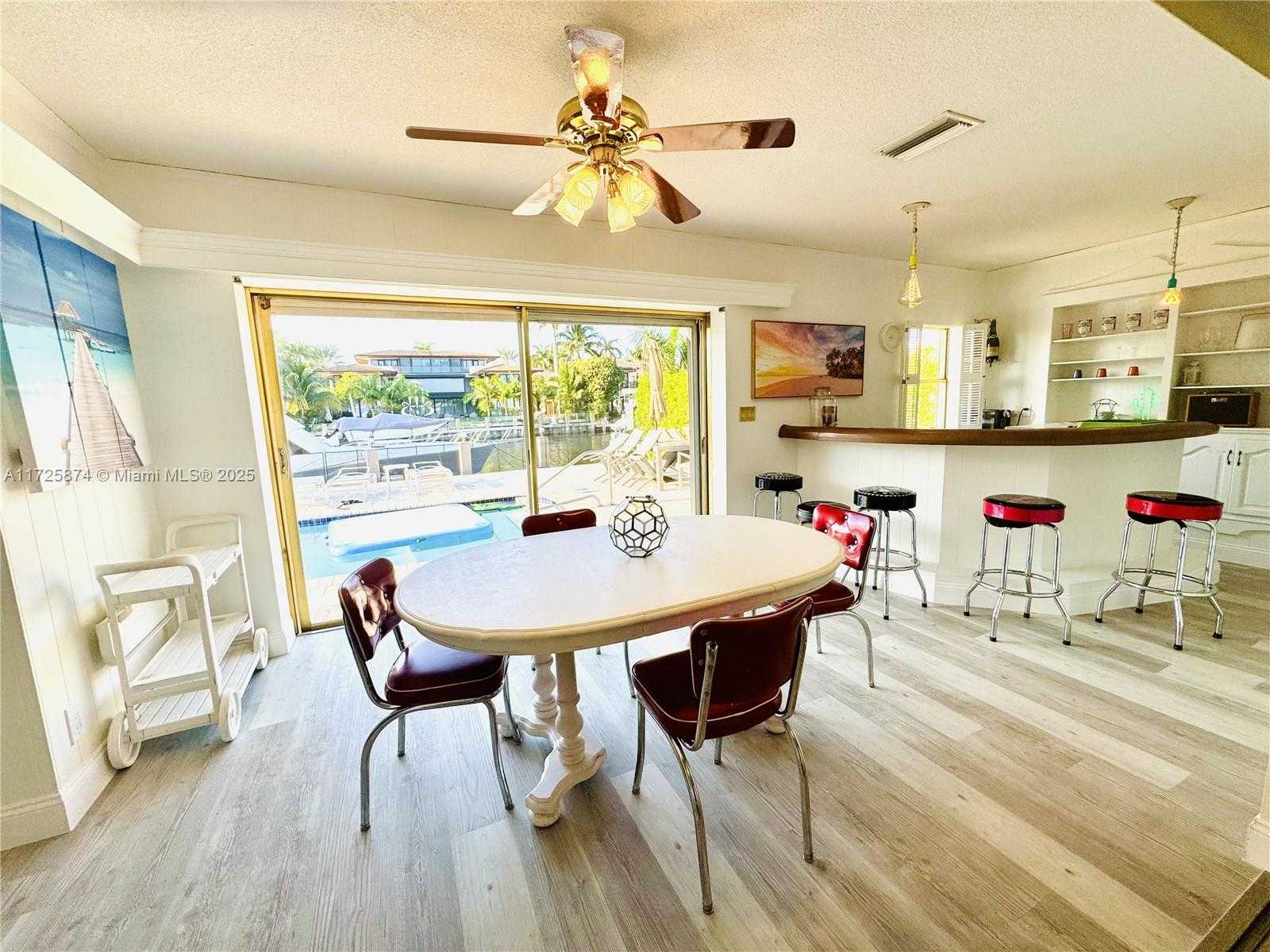 Small Image of 12 ISLA BAHIA DR, Fort Lauderdale Number 12