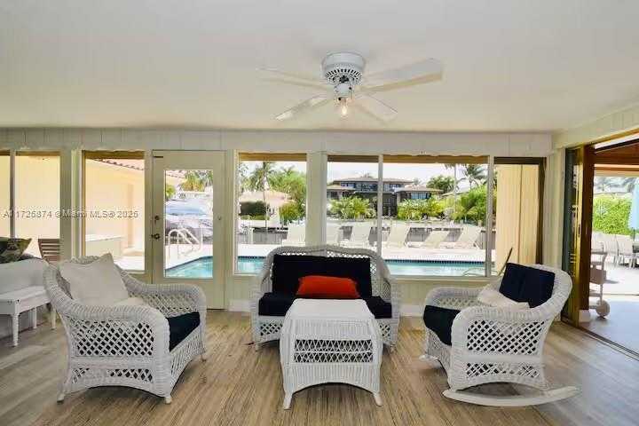 Small Image of 12 ISLA BAHIA DR, Fort Lauderdale Number 17