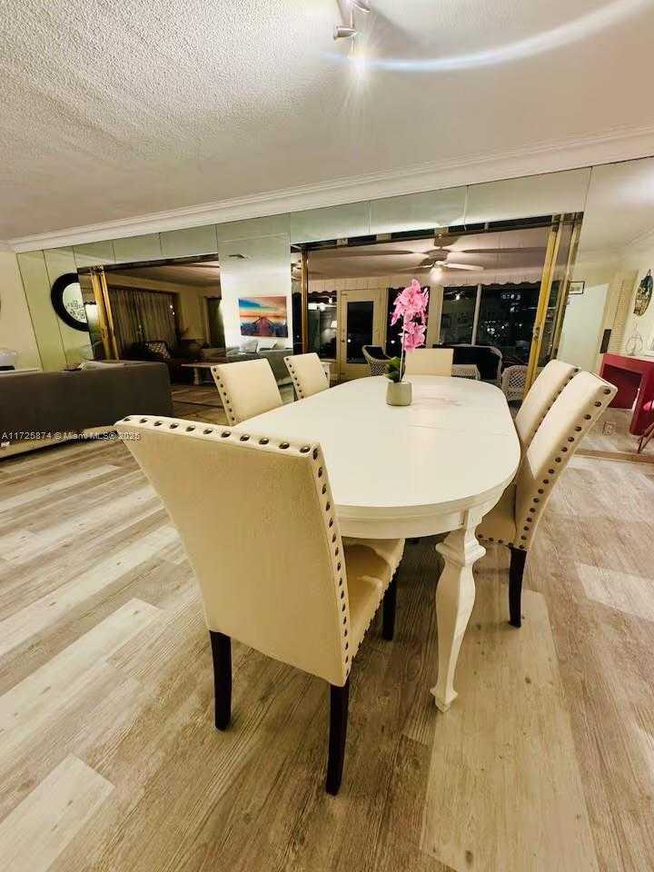 Small Image of 12 ISLA BAHIA DR, Fort Lauderdale Number 18