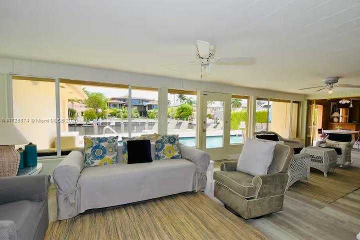 Small Image of 12 ISLA BAHIA DR, Fort Lauderdale Number 22
