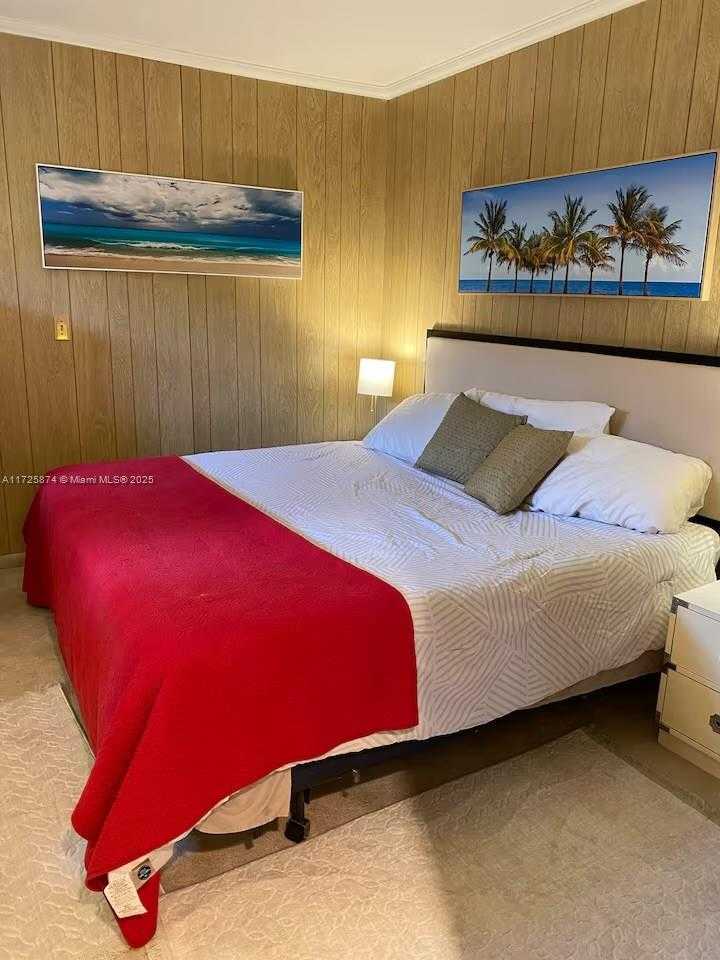 Small Image of 12 ISLA BAHIA DR, Fort Lauderdale Number 31