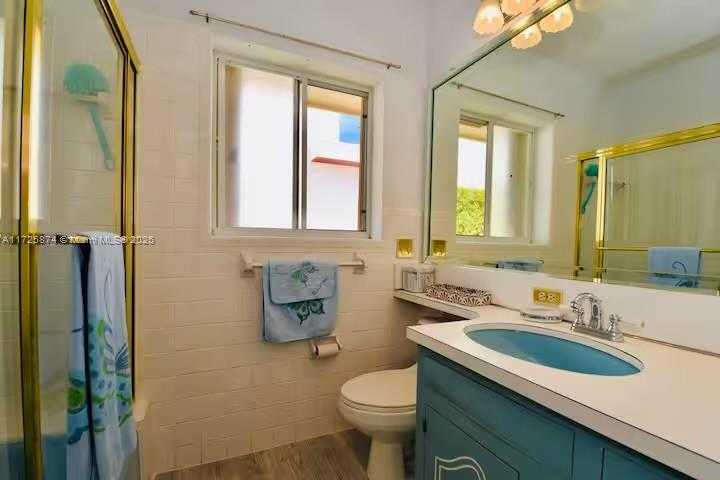 Small Image of 12 ISLA BAHIA DR, Fort Lauderdale Number 35