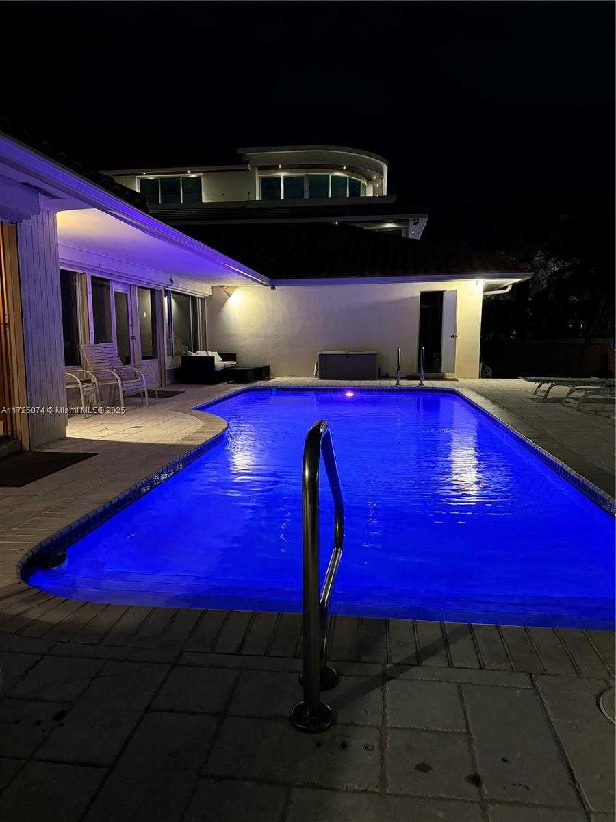 Small Image of 12 ISLA BAHIA DR, Fort Lauderdale Number 45