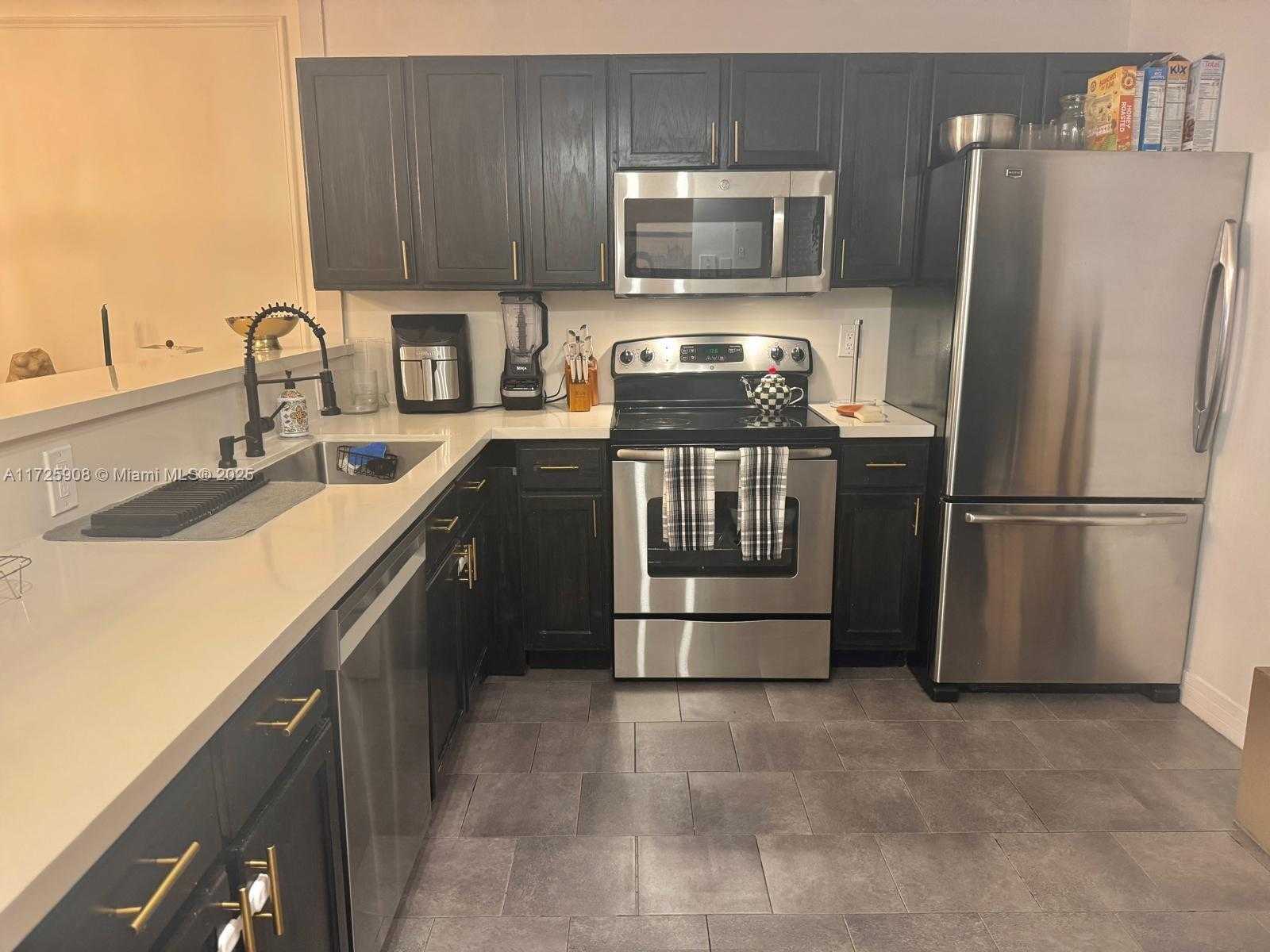 Small Image of 2780 NORTH EAST 183RD ST #1203, Aventura Number 22